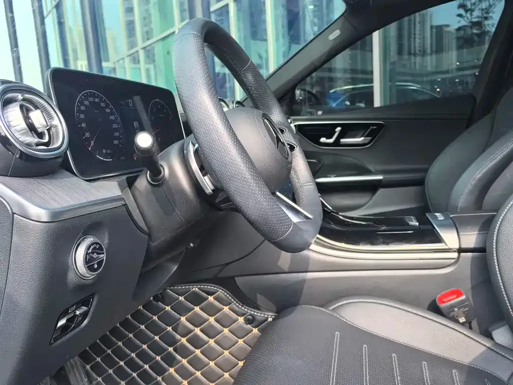 Mercedes-Benz C-Class 2023 из CN, фото 4