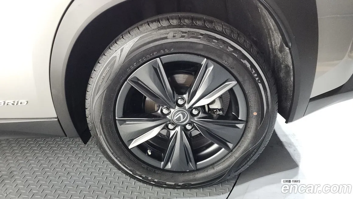 Lexus UX 2021 из KR, фото 9