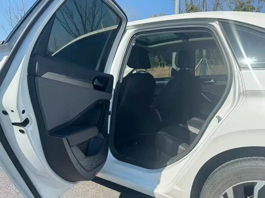 Volkswagen Sagitar 2022 из CN, фото 3
