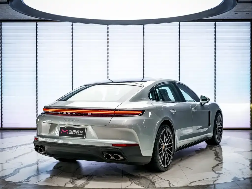 Porsche Panamera 2024 из CN, фото 10