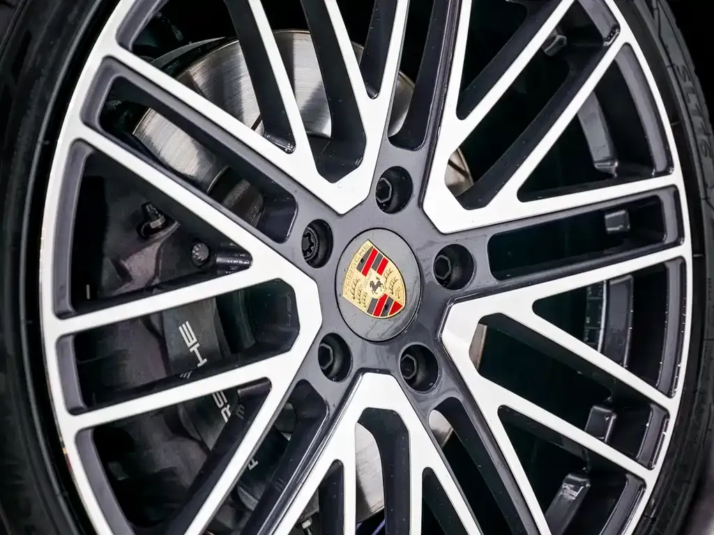 Porsche Panamera 2024 из CN, фото 9