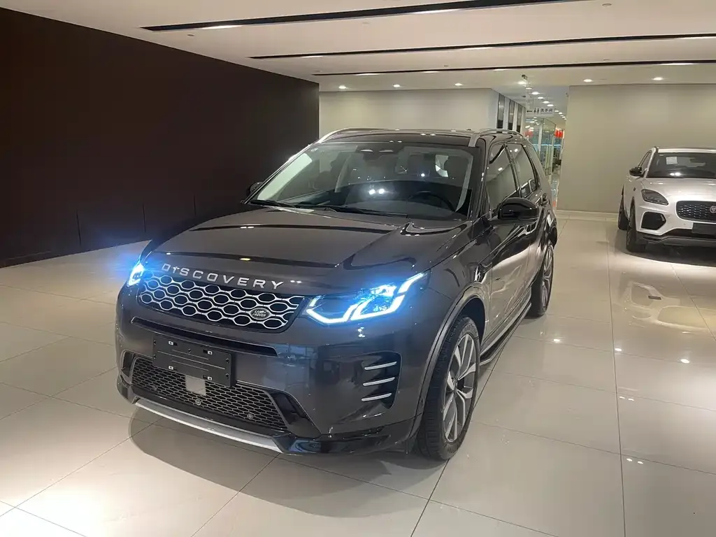 Land Rover Discovery Sport — фото 1