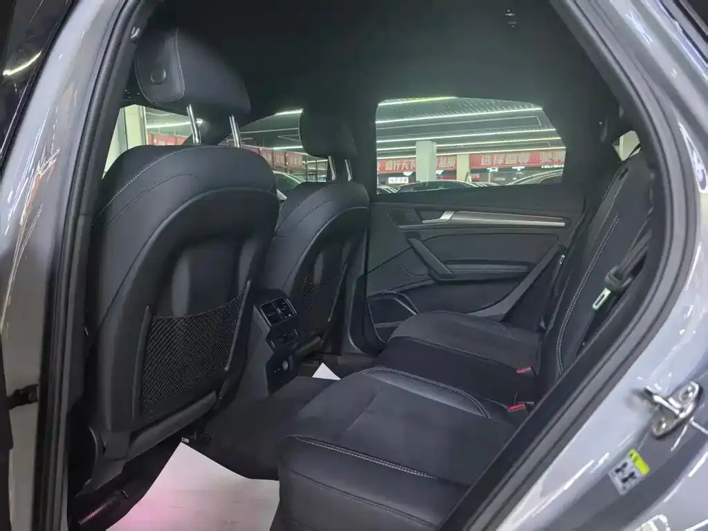 Audi Q5L Sportback 2021 из CN, фото 2