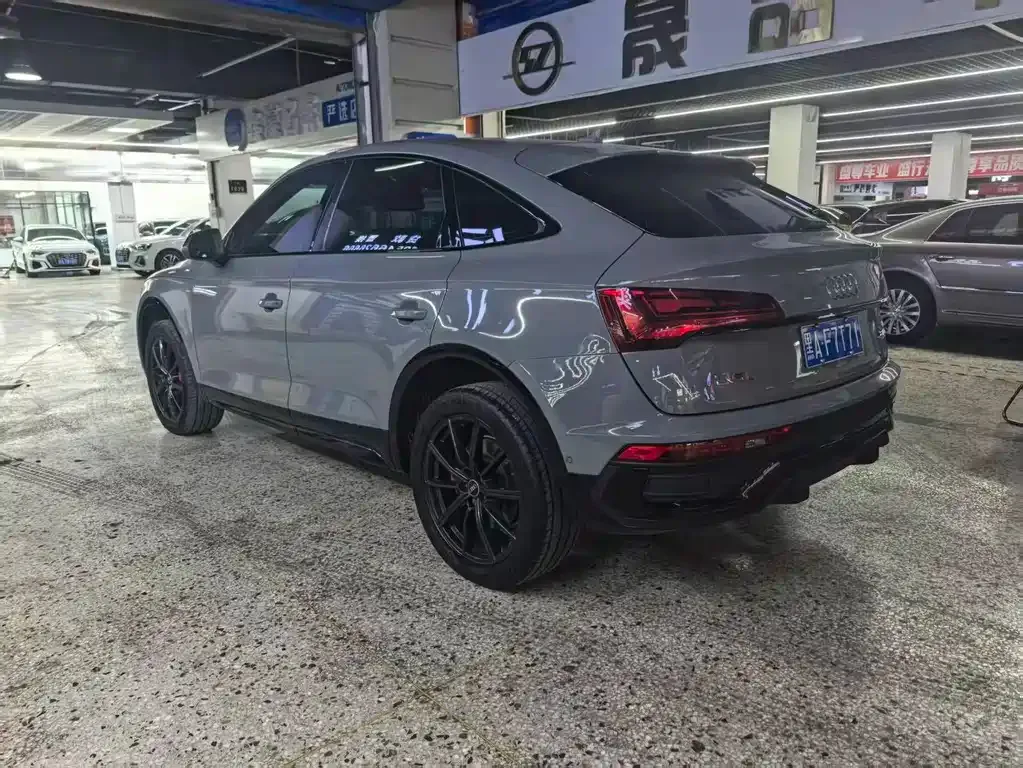 Audi Q5L Sportback 2021 из CN, фото 6