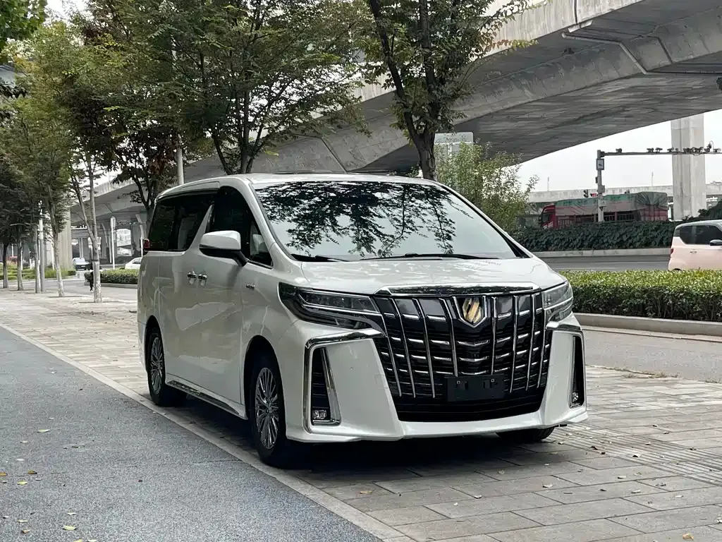 Toyota Vellfire 2022 из CN, фото 9