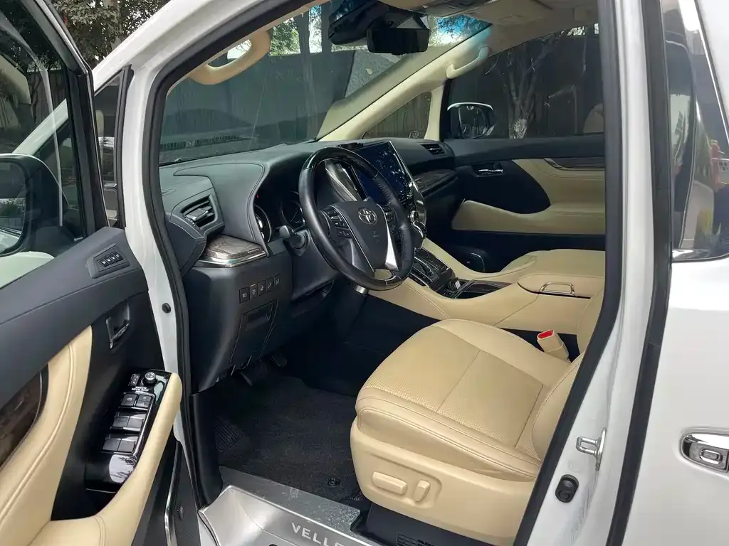 Toyota Vellfire 2022 из CN, фото 3