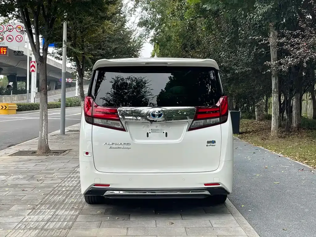 Toyota Vellfire 2022 из CN, фото 7