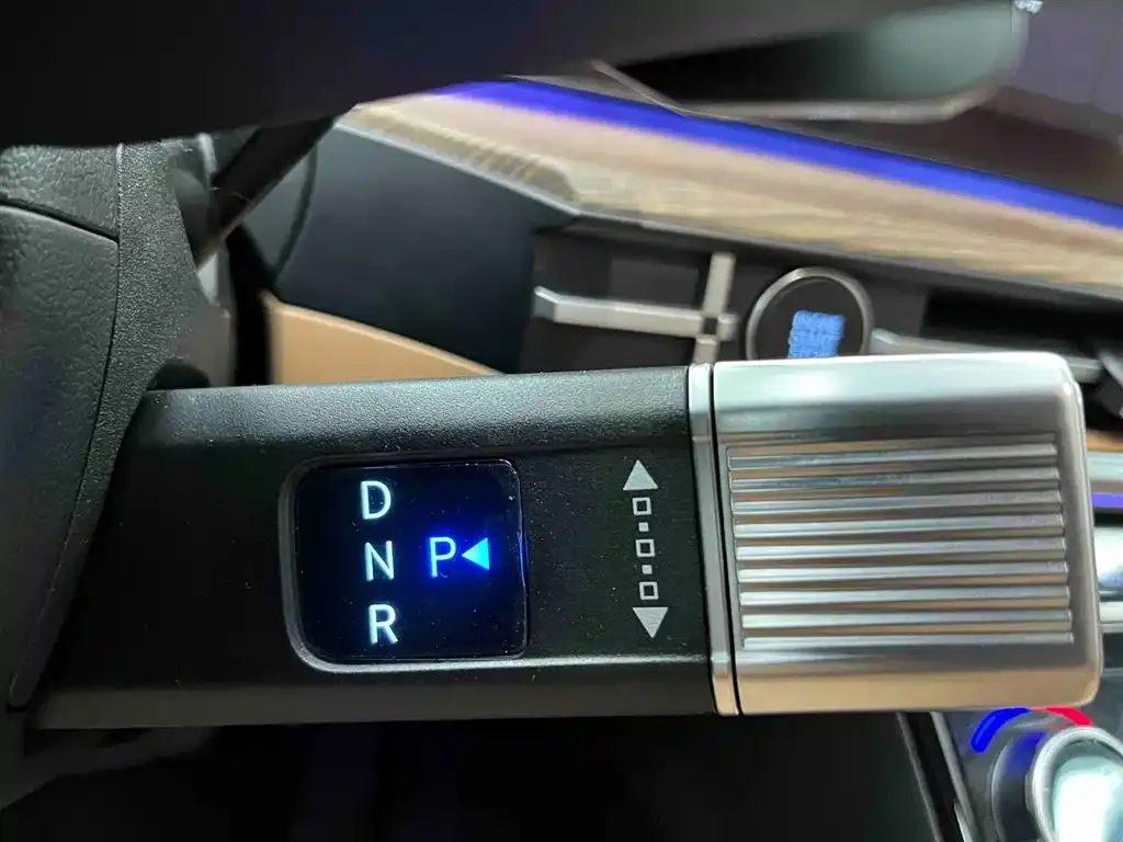 Hyundai Santa Fe 2024 из CN, фото 5