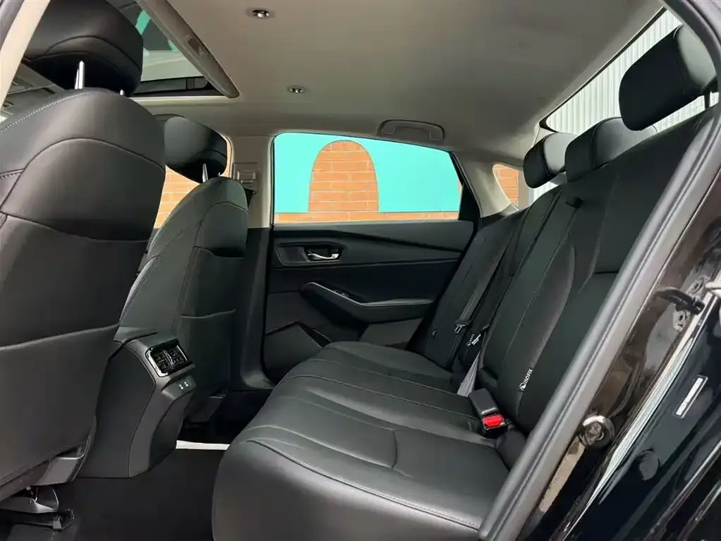Honda Accord 2025 из CN, фото 2