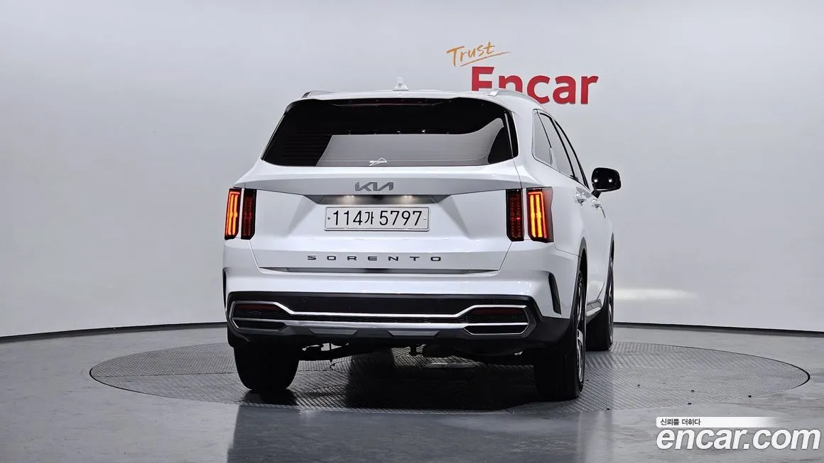Kia Sorento — фото 3