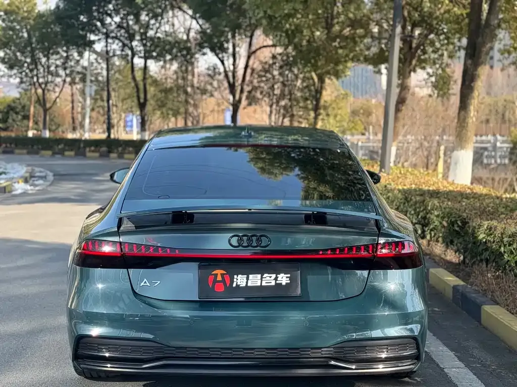 Audi A7 — фото 2