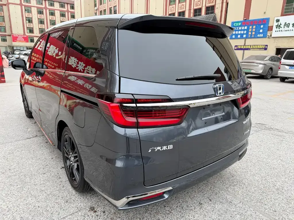 Honda Odyssey 2023 из CN, фото 10