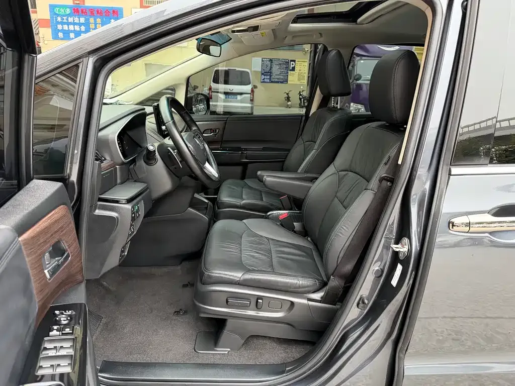 Honda Odyssey 2023 из CN, фото 8