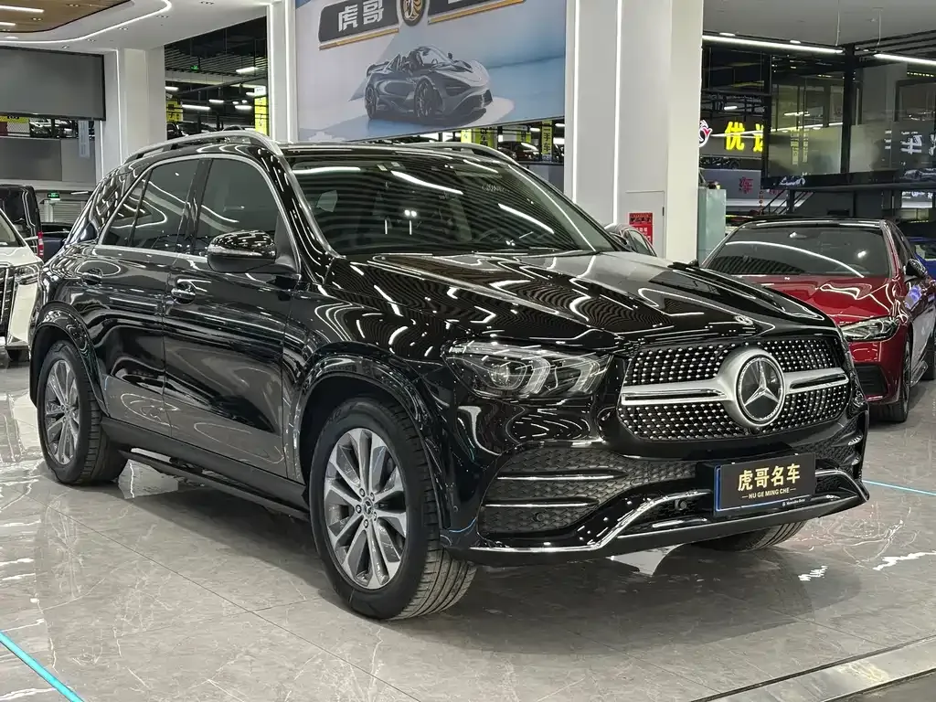 Mercedes-Benz GLE — фото 7