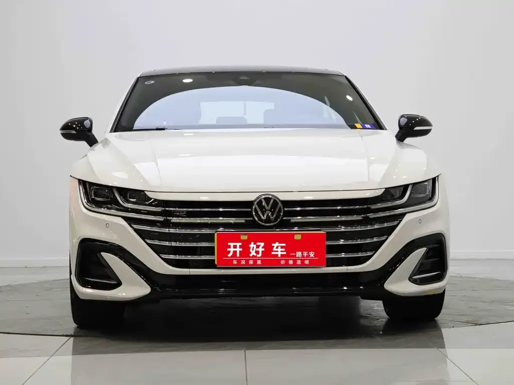 Volkswagen CC 2023 из CN, фото 1