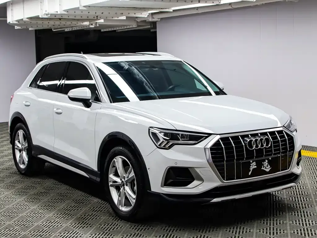 Audi Q3 — фото 6