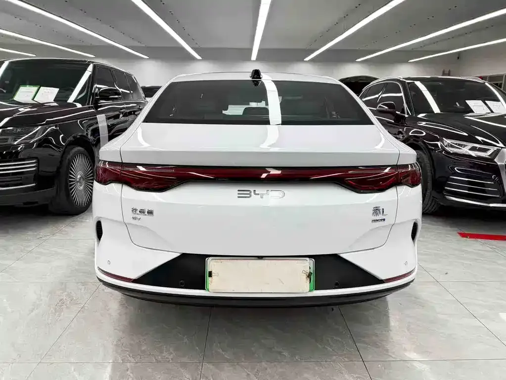 BYD Qin L — фото 2
