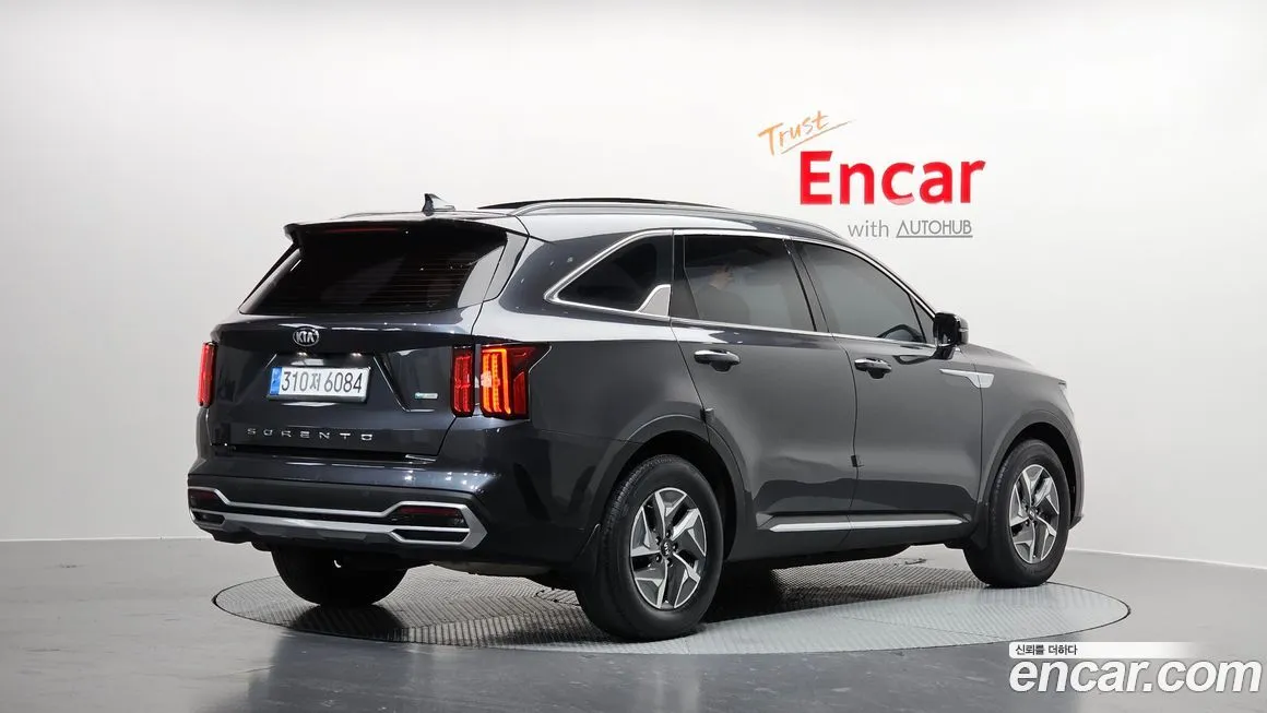 Kia Sorento — фото 3