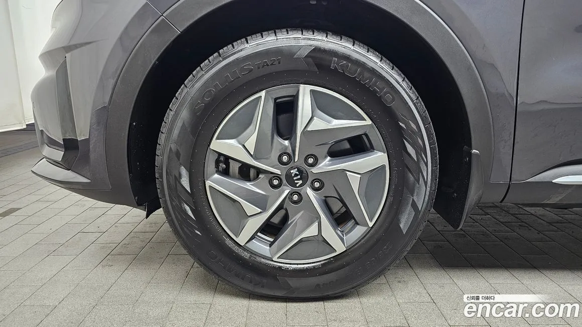 Kia Sorento — фото 10