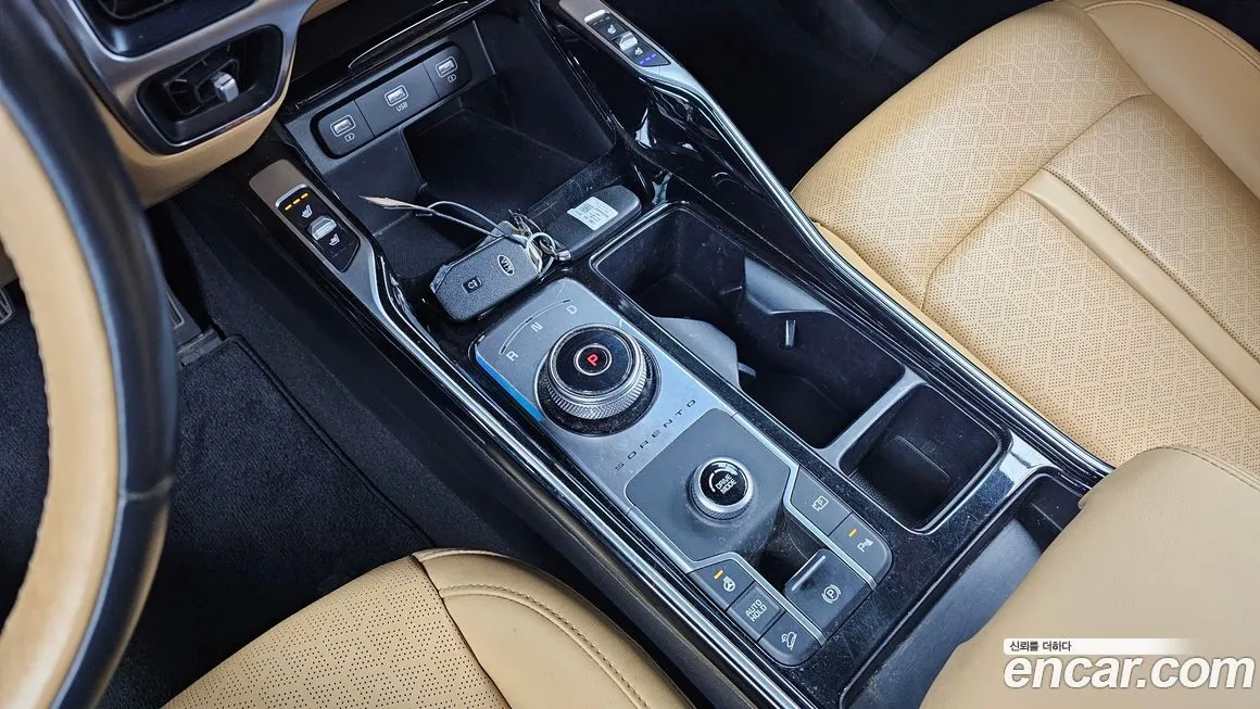 Kia Sorento — фото 6