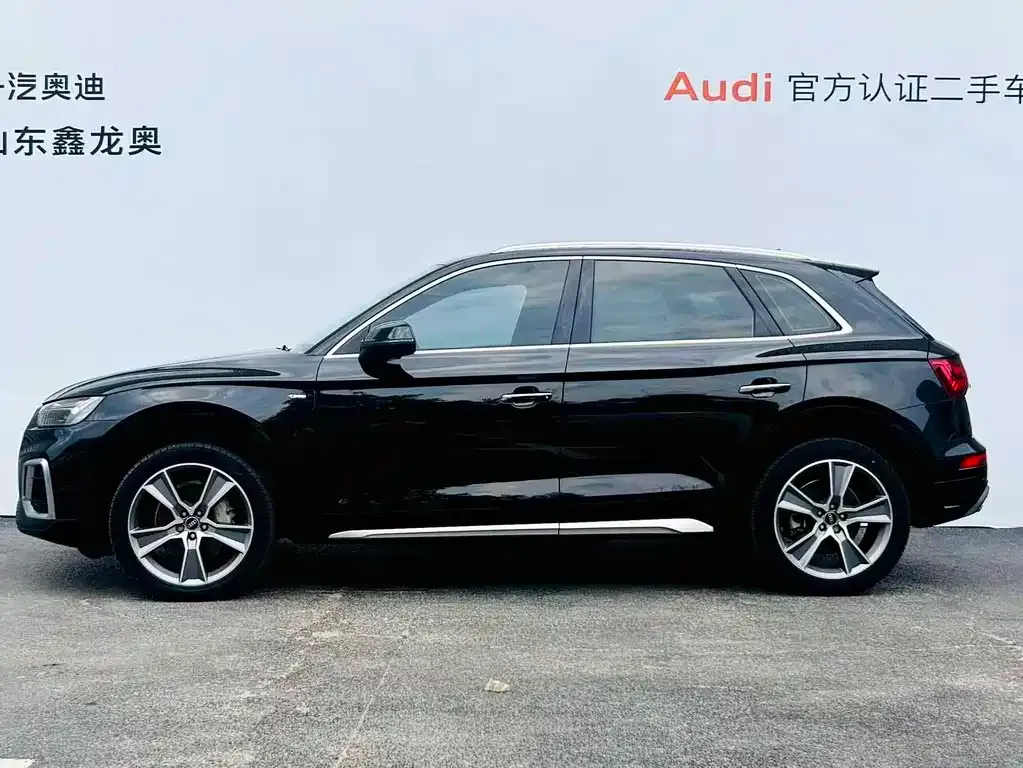 Audi Q5L 2022 из CN, фото 2