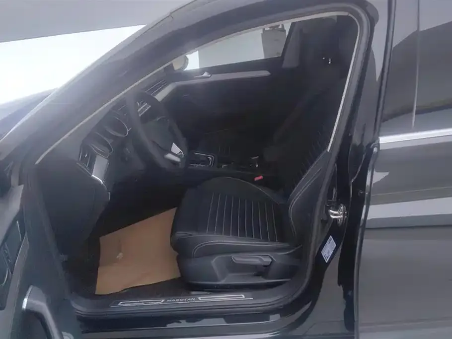Volkswagen Magotan 2022 из CN, фото 9