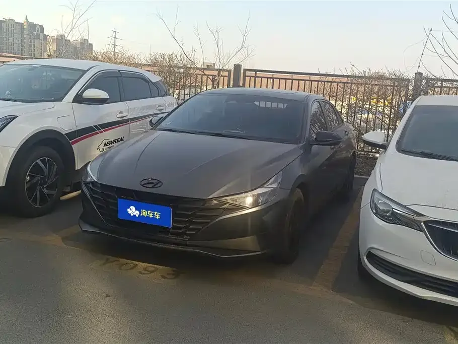 Hyundai Elantra 2022 из CN, фото 1