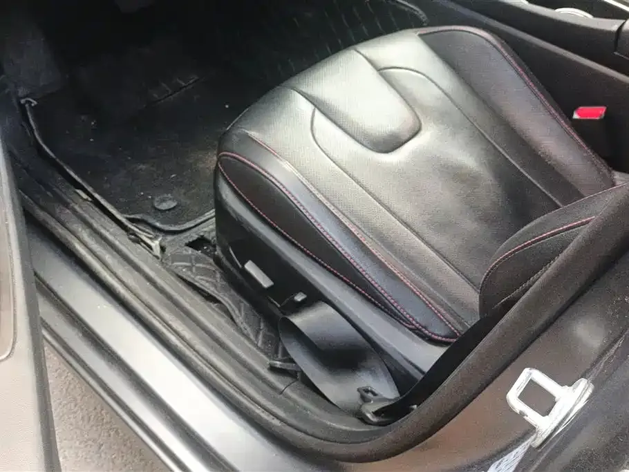 Hyundai Elantra 2022 из CN, фото 4