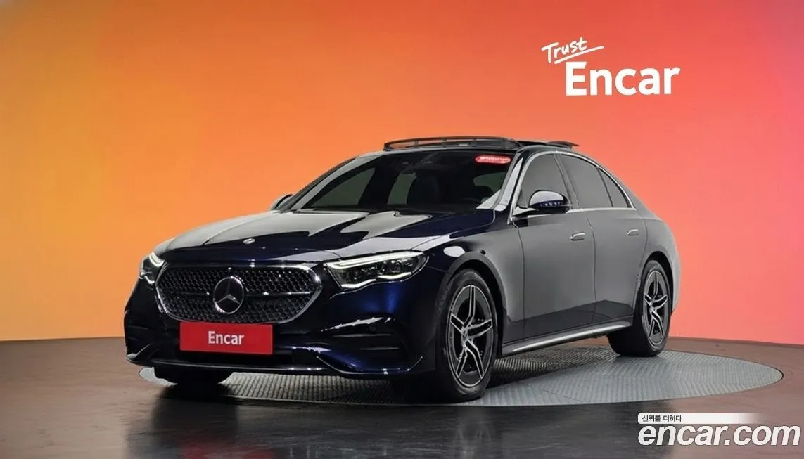 Mercedes-Benz E-Class — фото 1