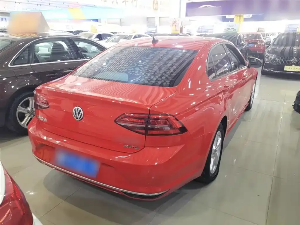 Volkswagen Lamando 2021 из CN, фото 2