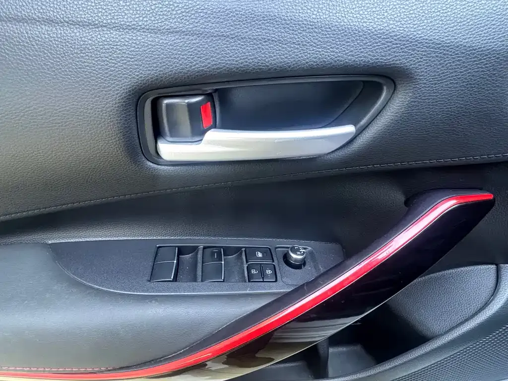 Toyota Levin 2021 из CN, фото 10
