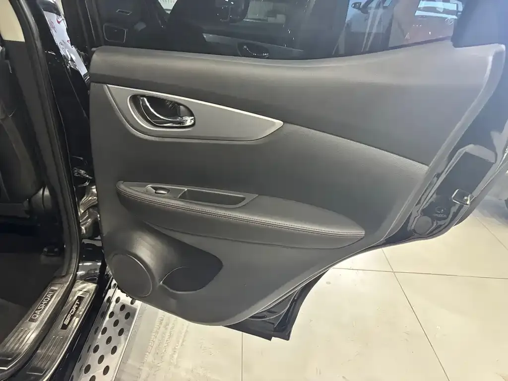 Nissan Qashqai — фото 2