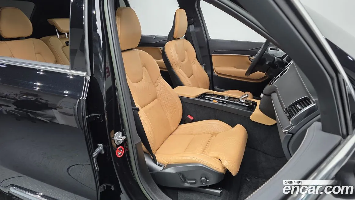 Volvo XC90 2022 из KR, фото 9