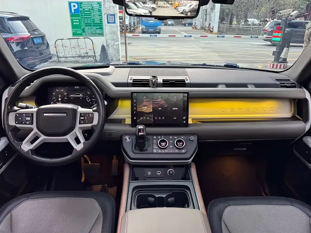 Land Rover Defender — фото 8