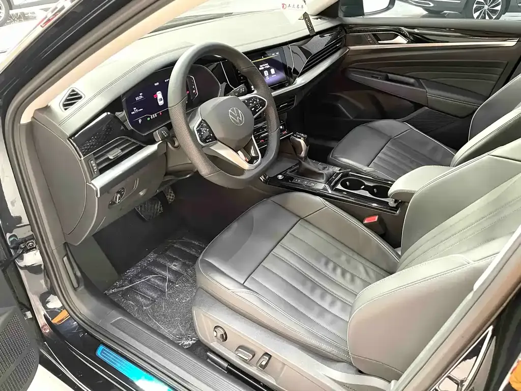 Volkswagen Passat — фото 8