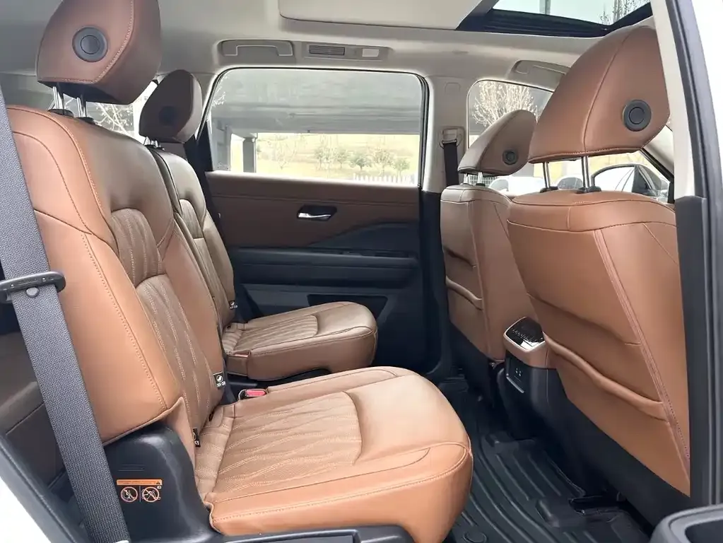 Nissan Teramont 2024 из CN, фото 8