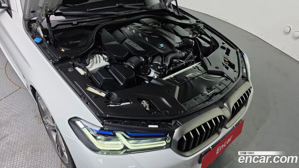 BMW 5-Series 2022 из KR, фото 10