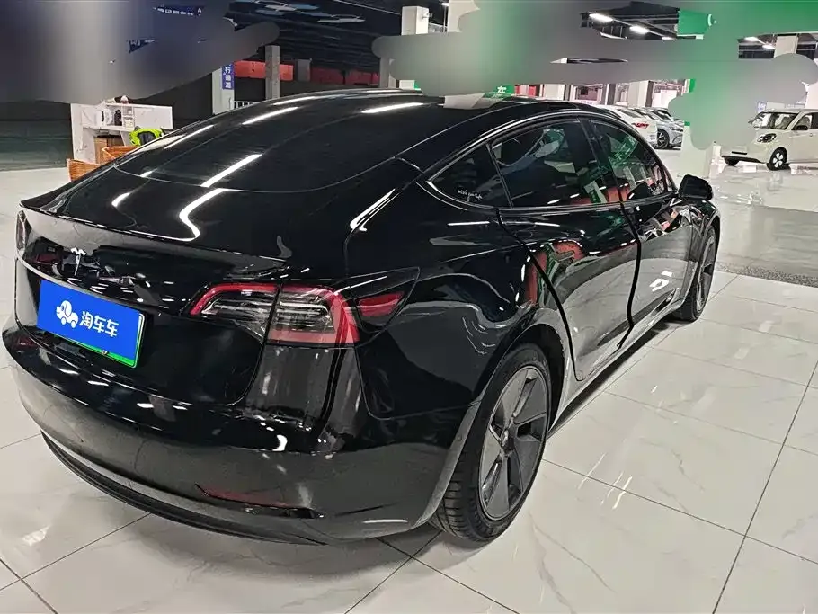 Tesla Model 3 — фото 5