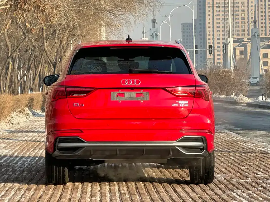 Audi Q3 2021 из CN, фото 3