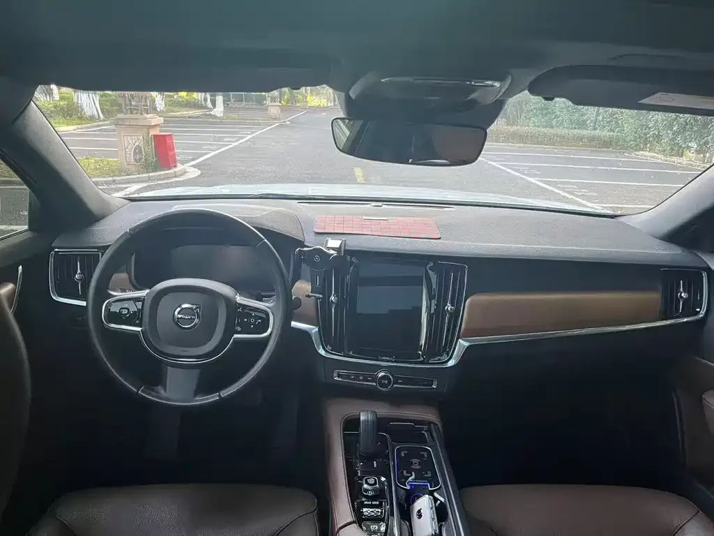 Volvo S90 — фото 2