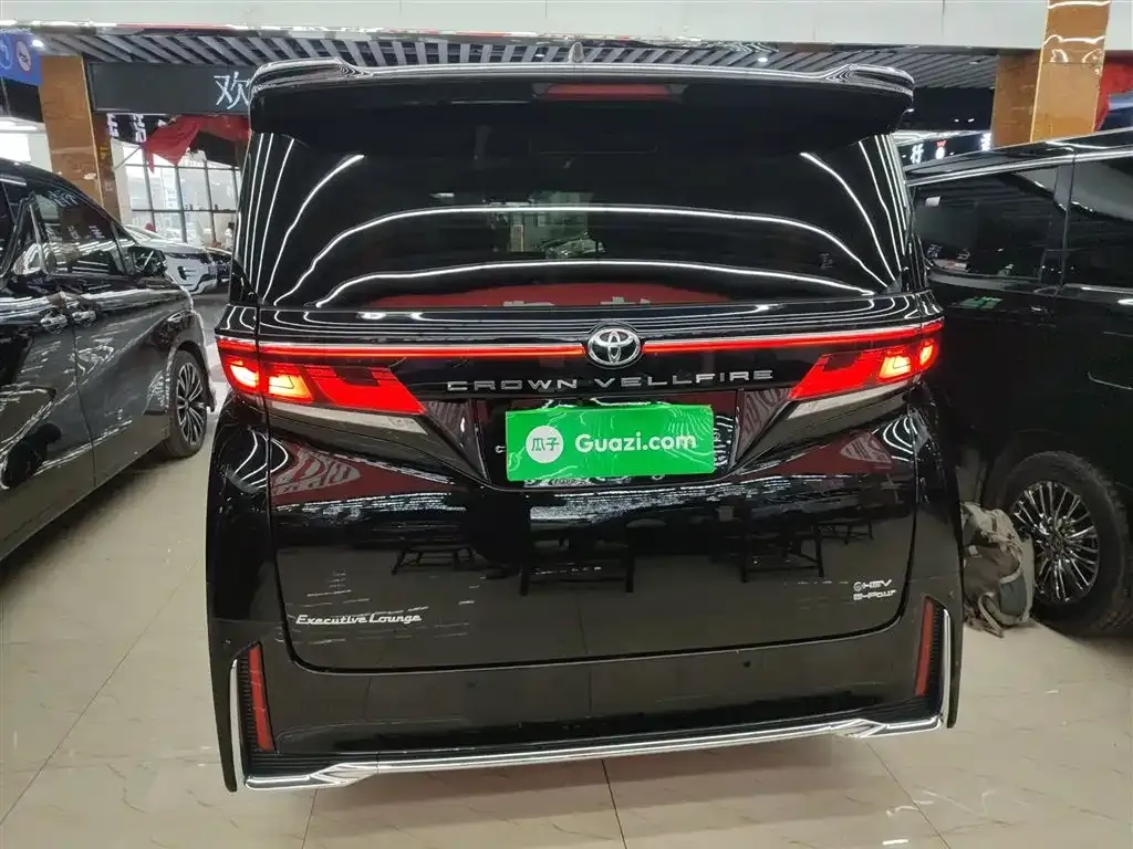 Toyota Vellfire 2024 из CN, фото 9