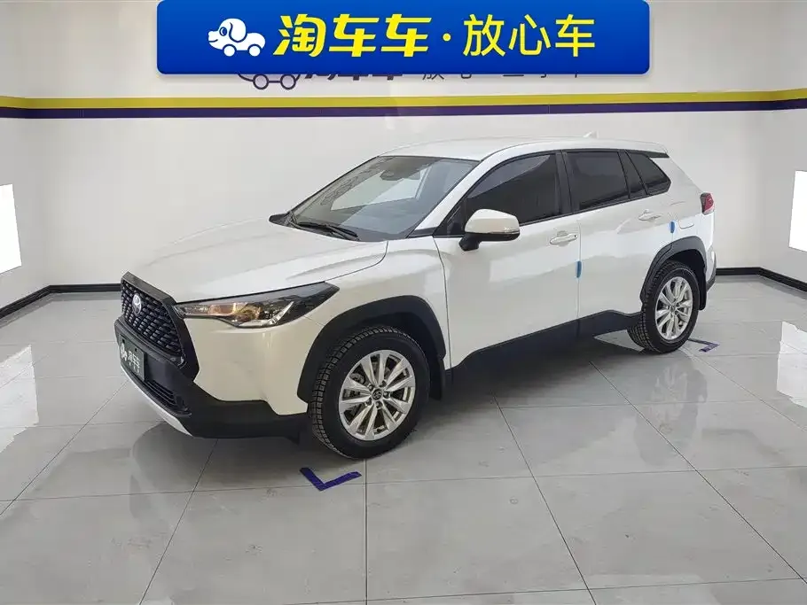 Toyota Corolla Cross — фото 1