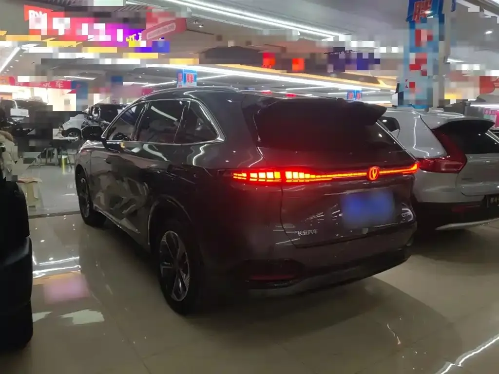 Changan CS75PLUS — фото 4