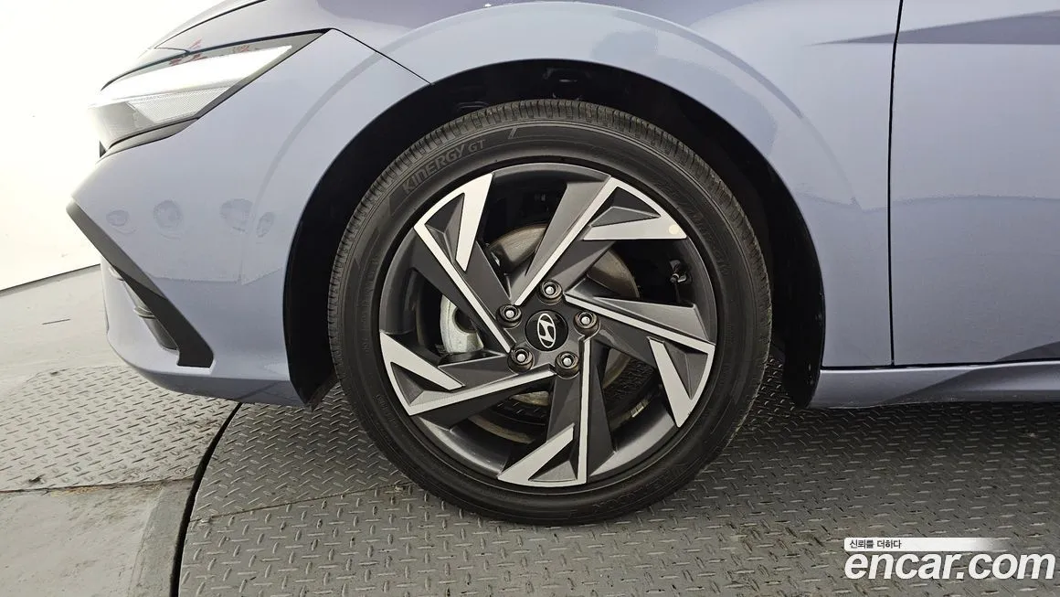 Hyundai AVANTE — фото 2