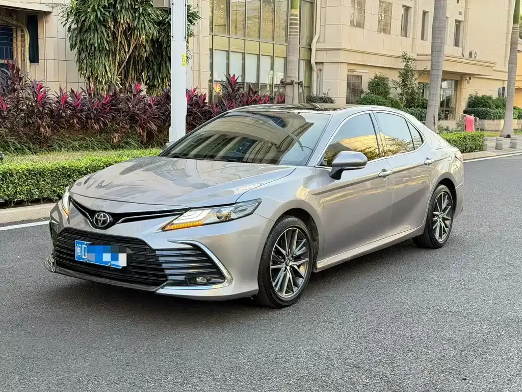 Toyota Camry 2022 из CN, фото 1