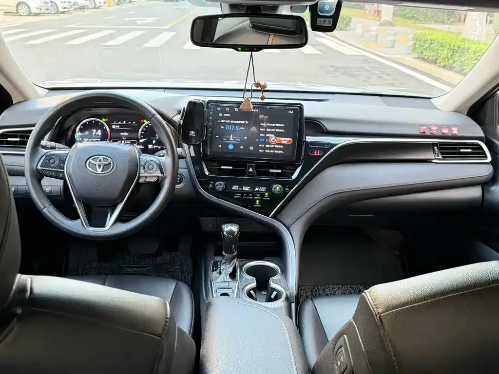 Toyota Camry 2022 из CN, фото 5