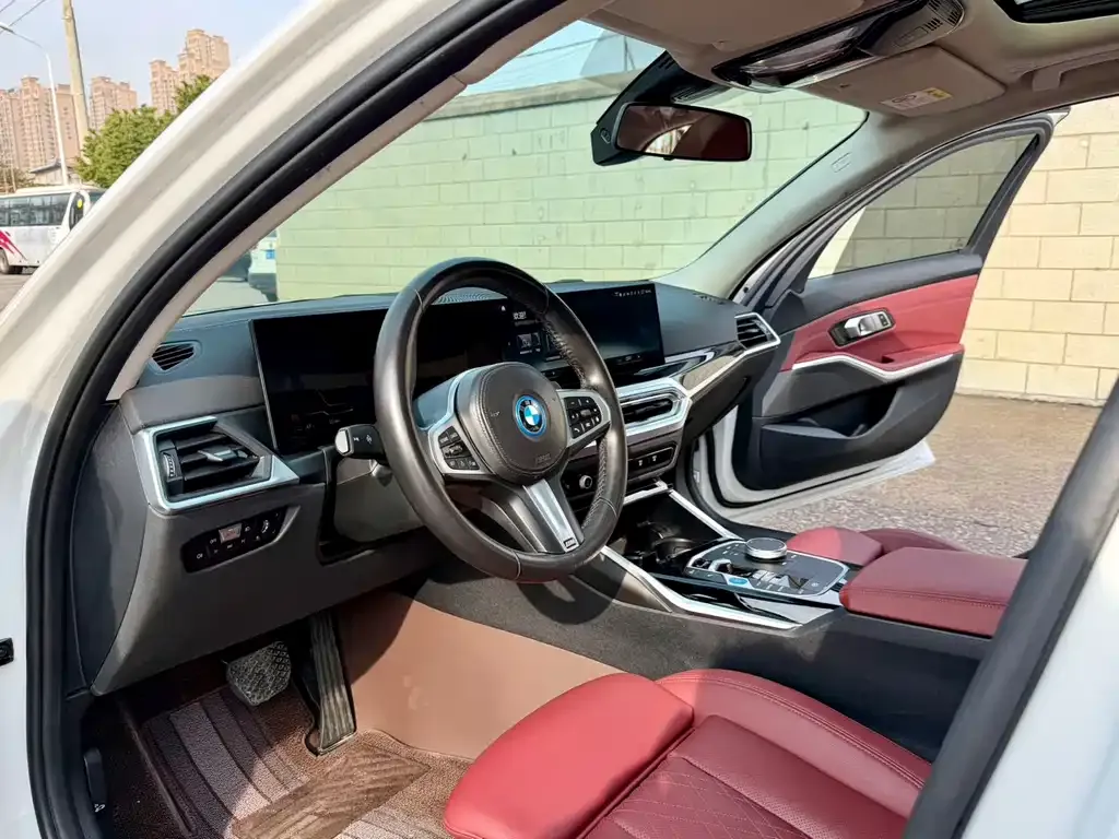 BMW i3 — фото 7