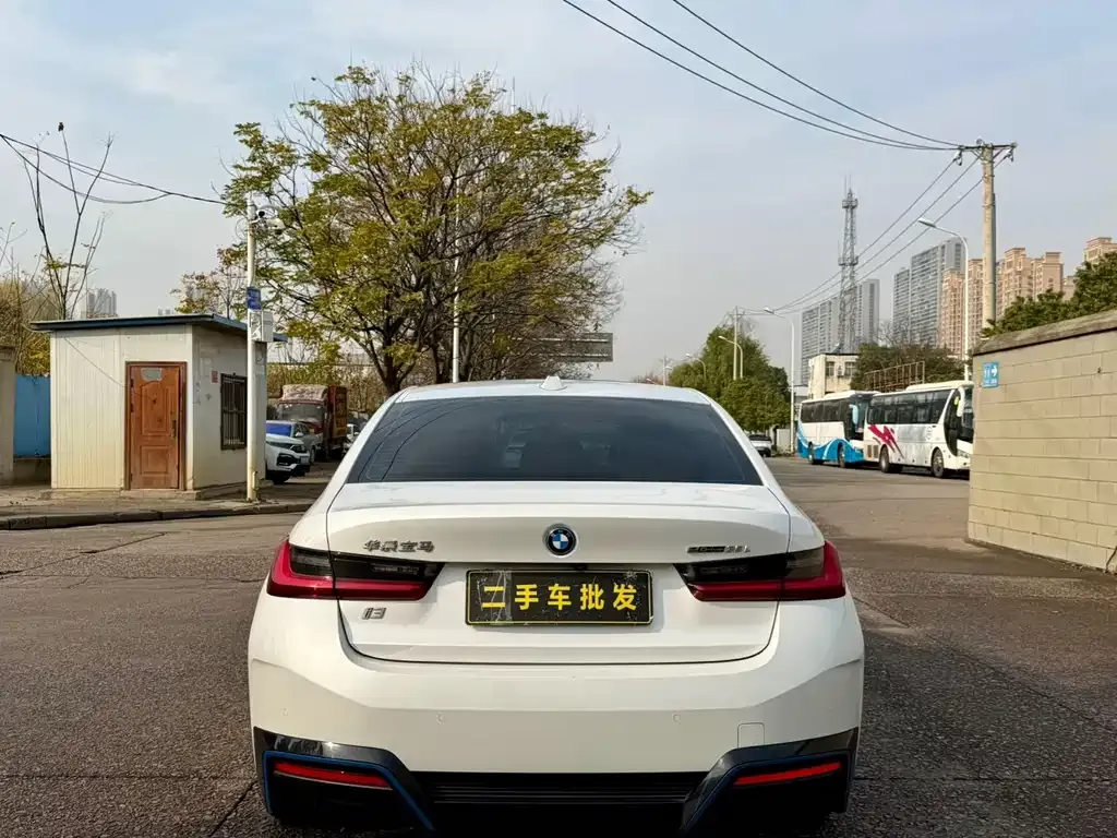 BMW i3 — фото 3