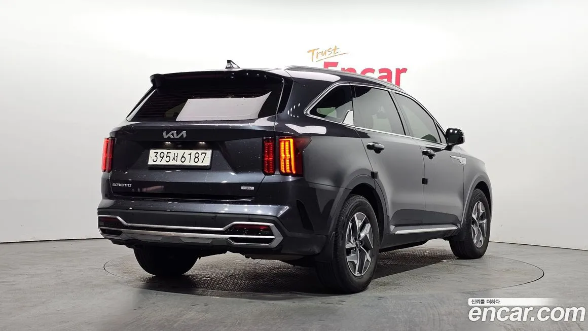 Kia Sorento — фото 4