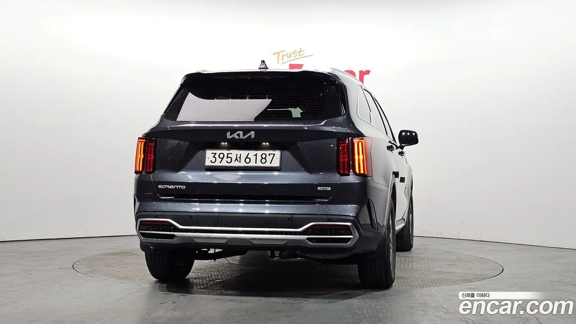 Kia Sorento — фото 7